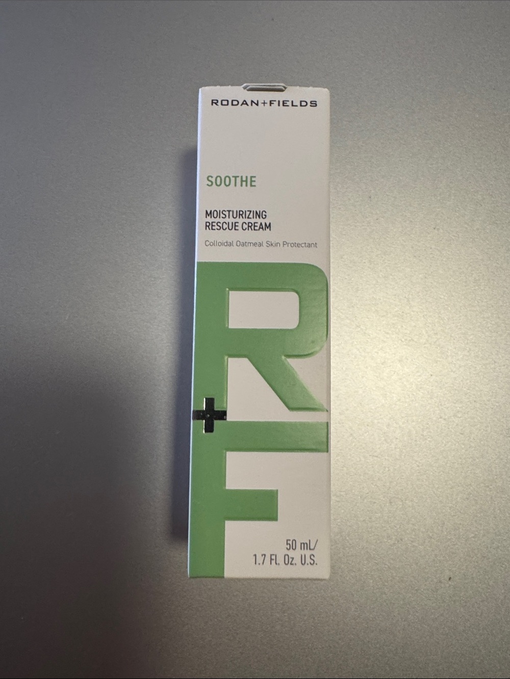 Rodan + Fields Soothe Moisturizing Rescue Cream, NWT - Green and White